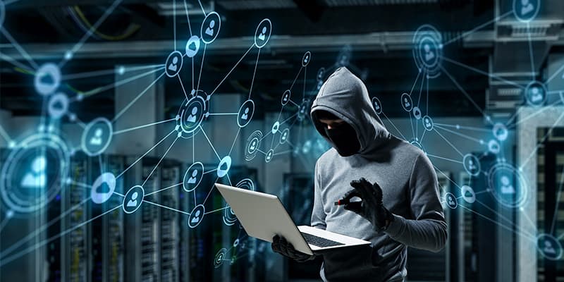 Không để các hacker lợi dụng thông tin cá nhân khách hàng